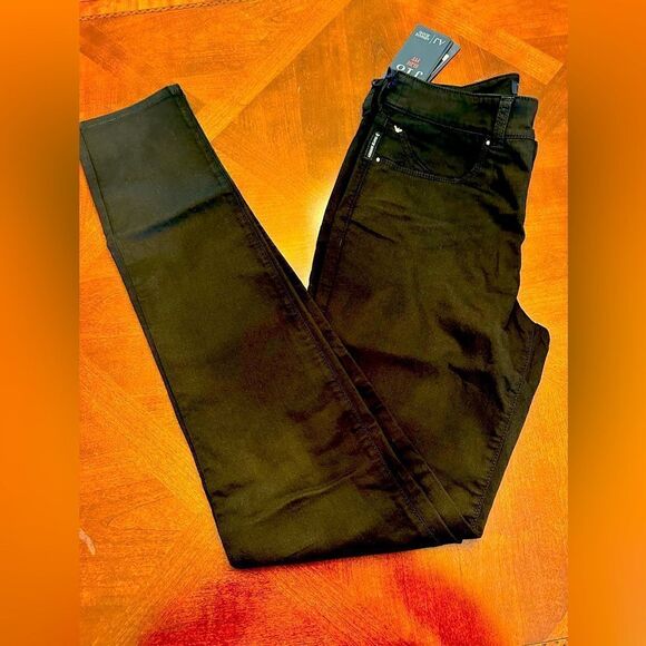 ARMANI JEANS J18 slim fit high waist lightweight jeans size 28 & 29 black color - Picture 10 of 10